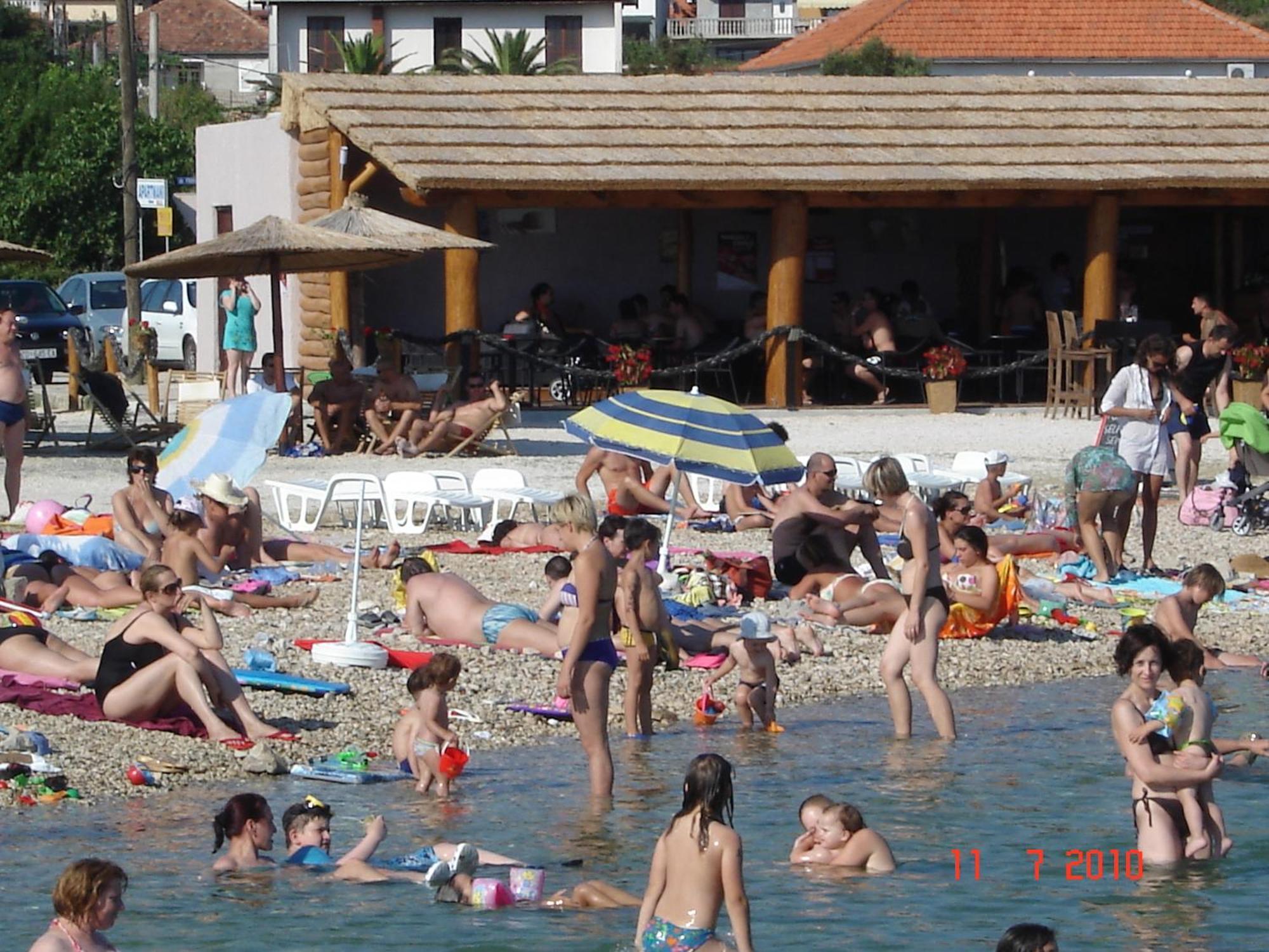 Apartments San Sukošan Екстериор снимка