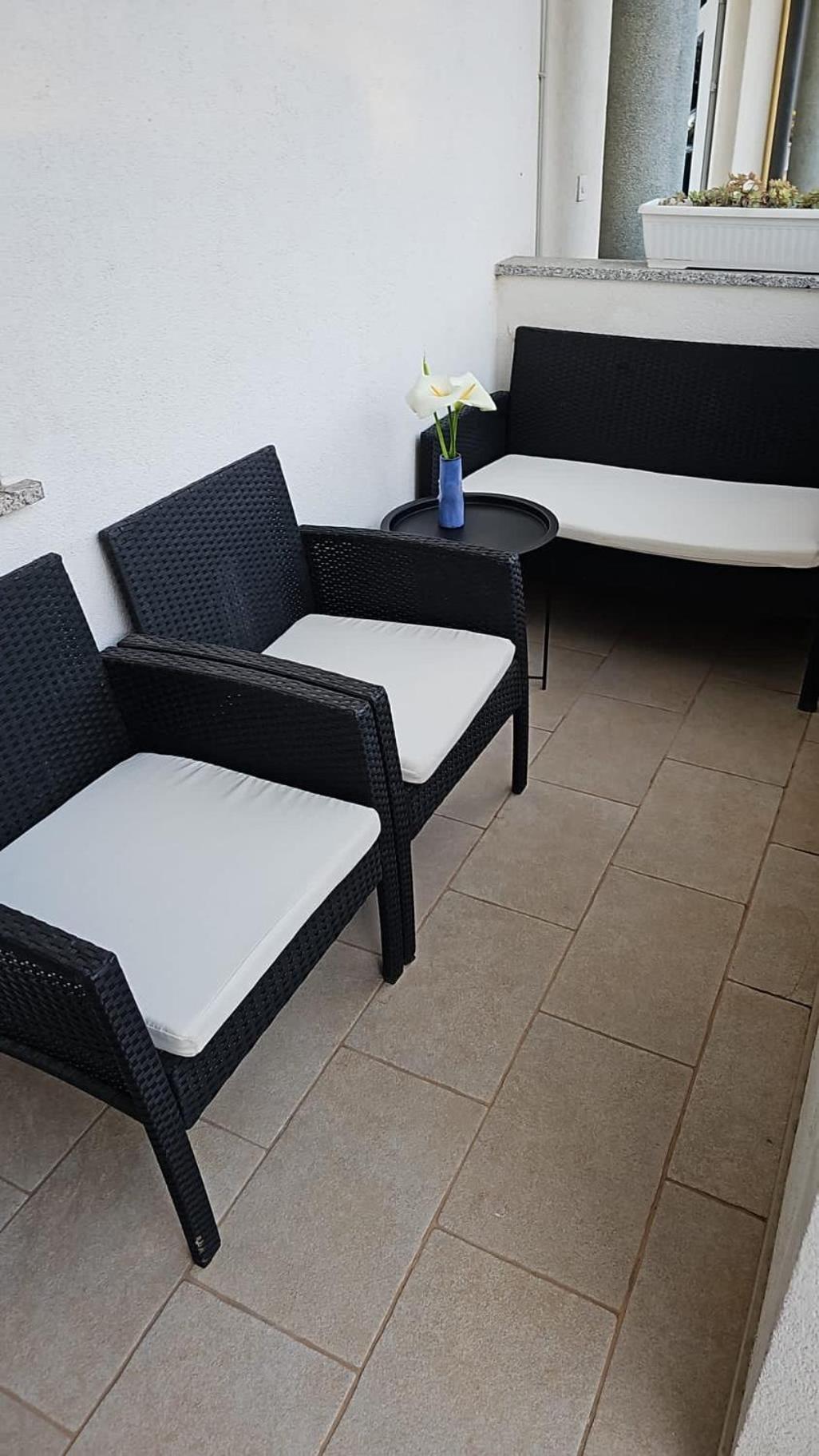 Apartments San Sukošan Екстериор снимка